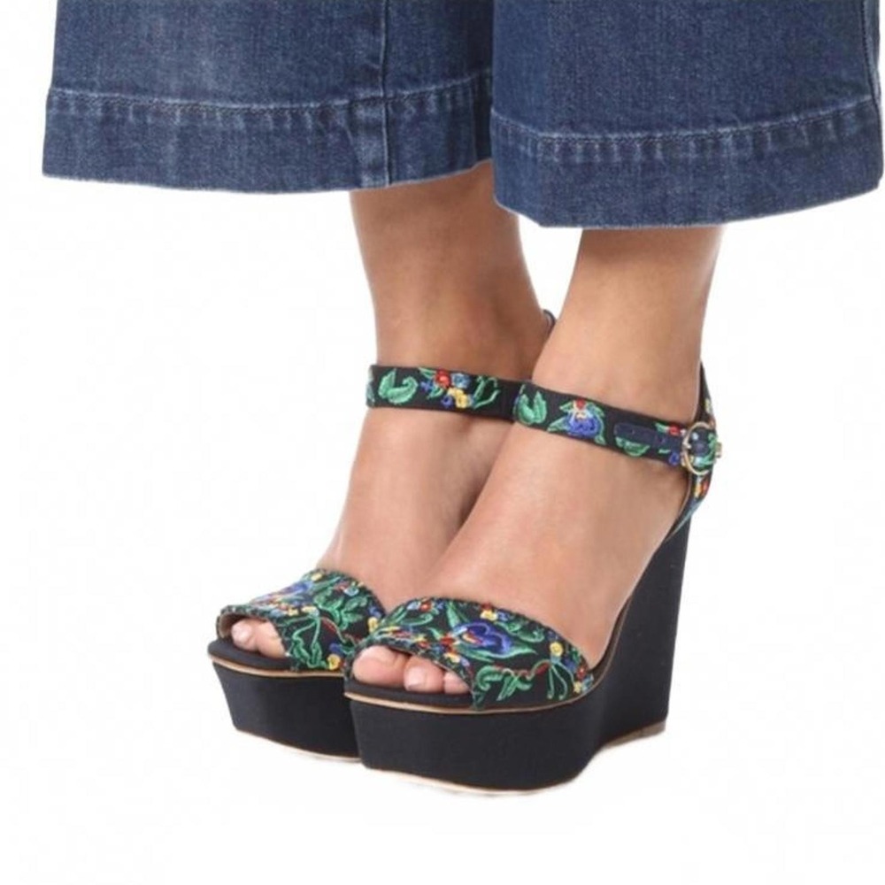 Tory Burch Sonoma Embroidered Floral Wedge‎ Sandals Size 9.5M